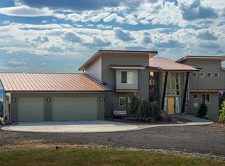 8512 E Honorof Ln, Spokane, WA 99223