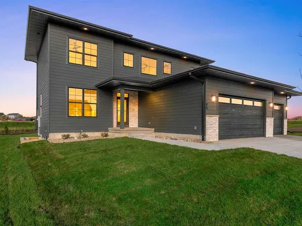85 S Seven Oaks Rd, Northliberty, IA 52317