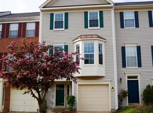 6328 Dakine Cir, Springfield, VA 22150