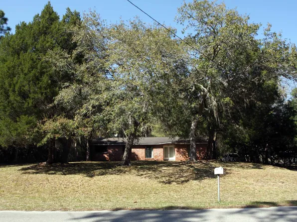 6708 Riverside Dr, Yankeetown, FL 34498