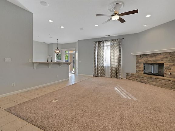5th image of 2556 Provence Dr