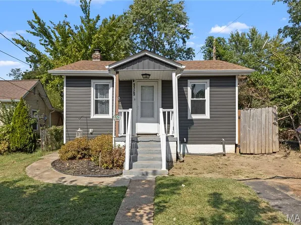 9329 Latrobe Ave, Saint Louis, MO 63114