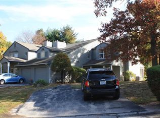 2 Overlook Cir #D, North Providence, RI 02904