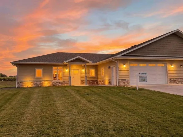 N866 N Water STREET, Watertown, WI 53098