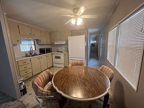 4th image of 159 Tara Dr