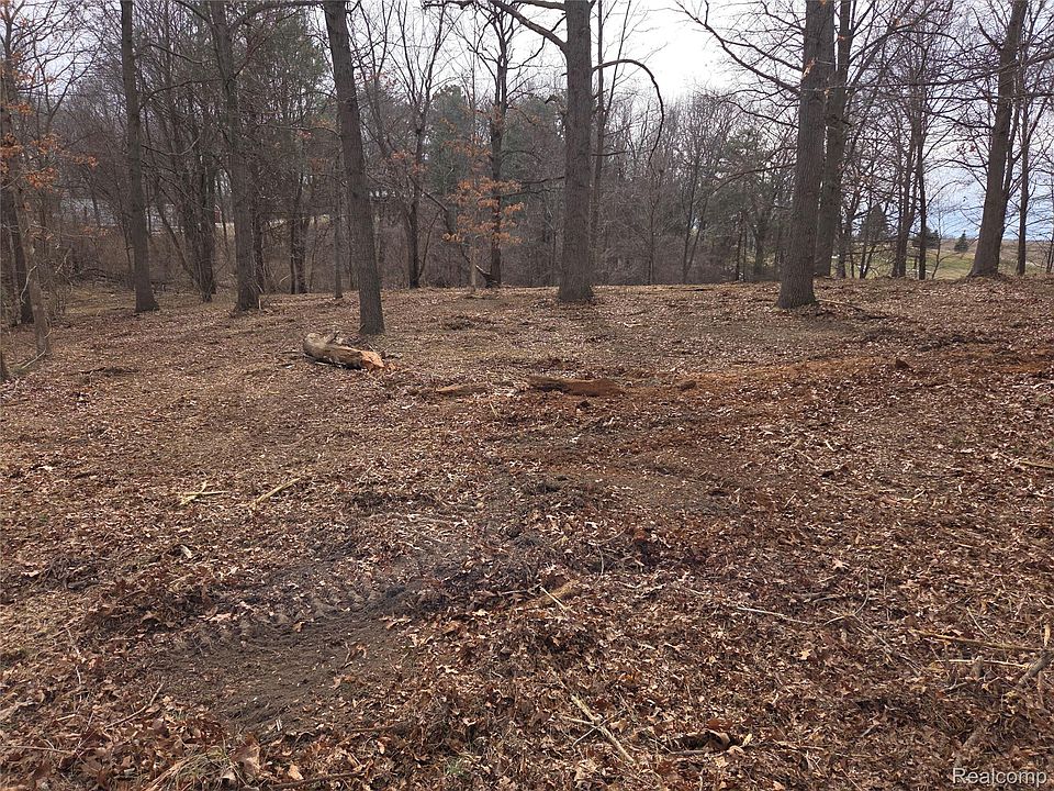 1st image of Cohoctah Rd