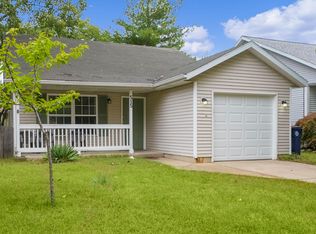 515 W 19th St, Holland, MI