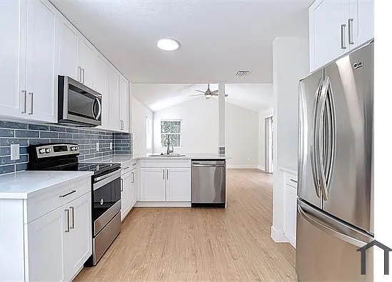 2013 Glen Forge St