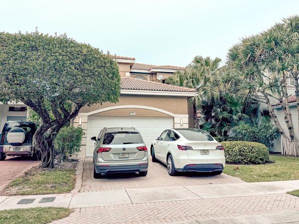 1621 Diplomat Dr