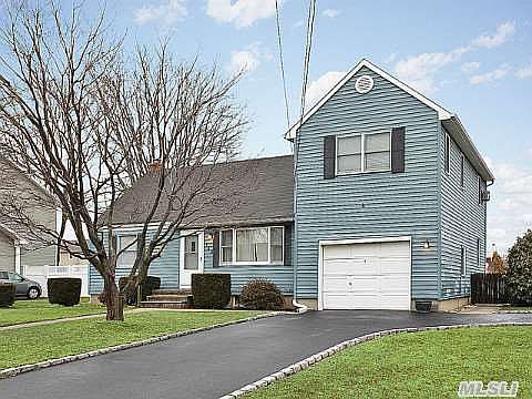 2nd image of 340 Arcadia Dr