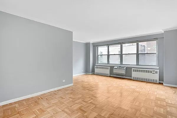 1st image of 300 E 71st St APT 4P