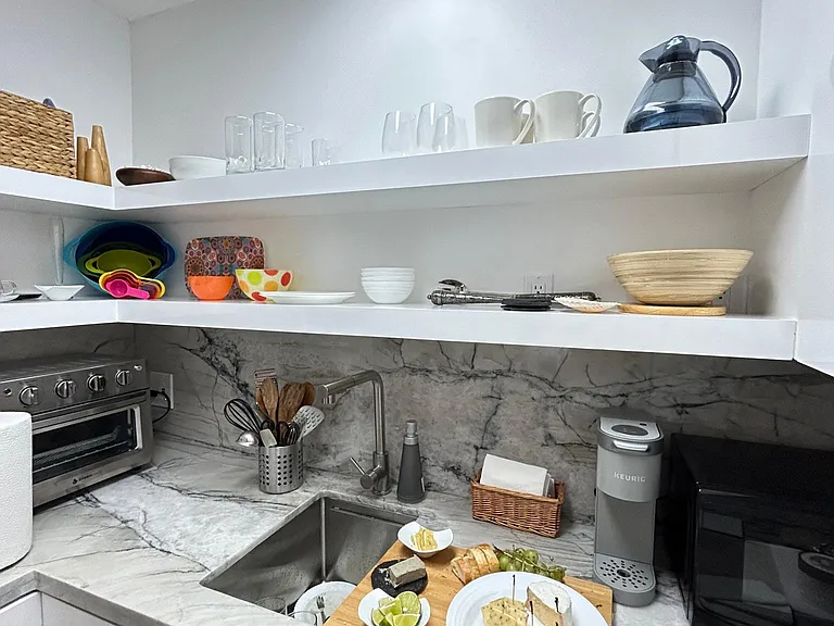 235 Sunrise Ave #1013 — Photo 25