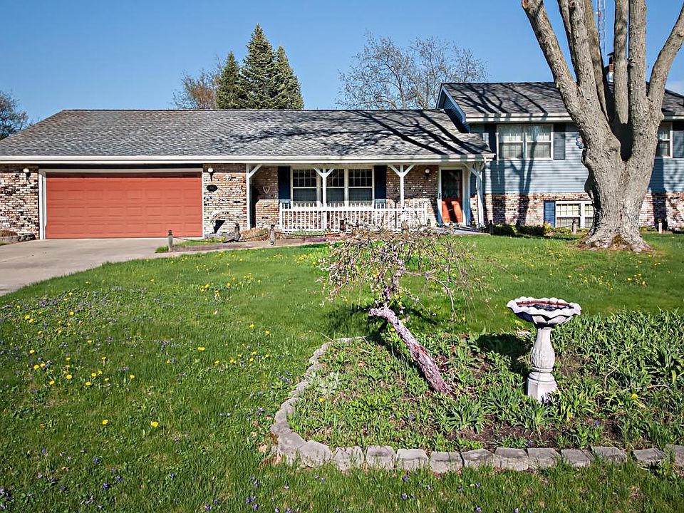 1st image of 4443 Hart Dr