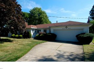2531 Jameston Dr, Rocky River, OH 44116