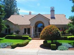 2605 Casabella Dr, Redding, CA 96002