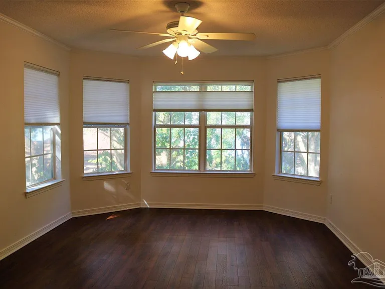 5726 Fair Oak Ln — Photo 9