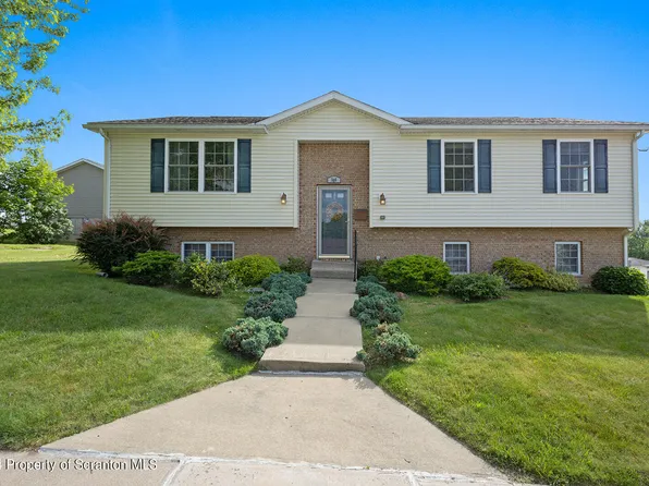 306 Walsh St, Scranton, PA 18505