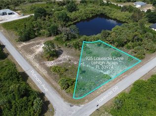 925 Lakeside Dr, Lehigh Acres, FL 33974