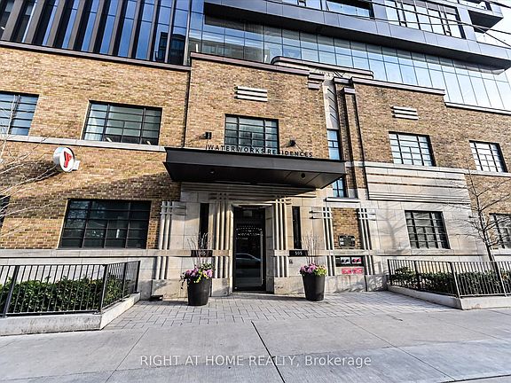 2nd image of 505 Richmond St W #733