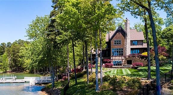 2nd image of 100 Brownstone Dr