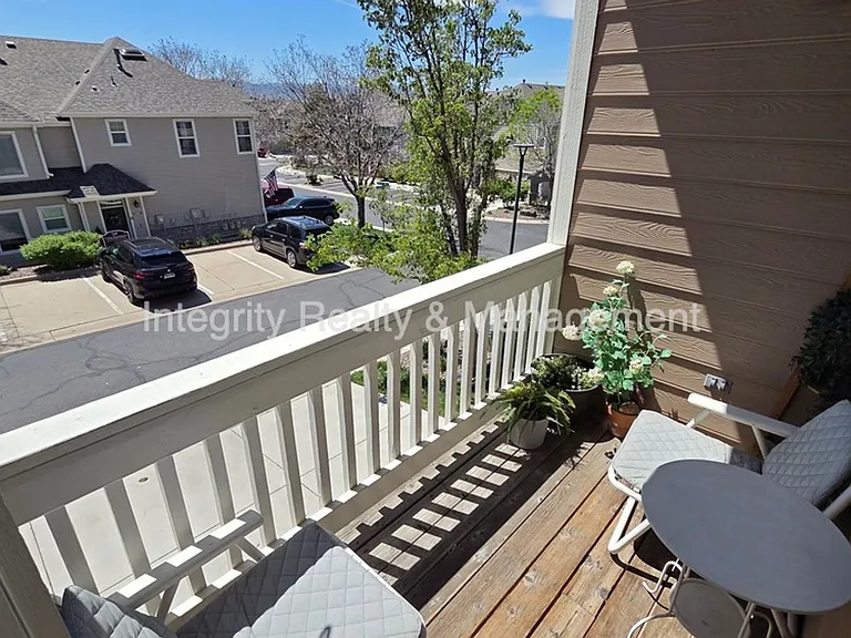 1261 Carlyle Park Cir — Photo 17