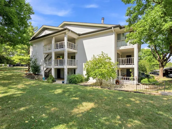 395 Redding Rd APT 213, Lexington, KY 40517