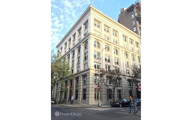 Rented by Douglas Elliman | media 28