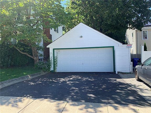 4th image of 20 Farm St