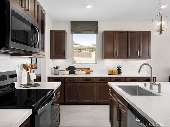3rd image of 30637 Albifora Way