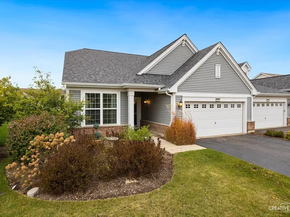 1638 Francis Dr, Hampshire, IL 60140