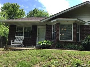 21 Wenona Ct, Washington, MO 63090