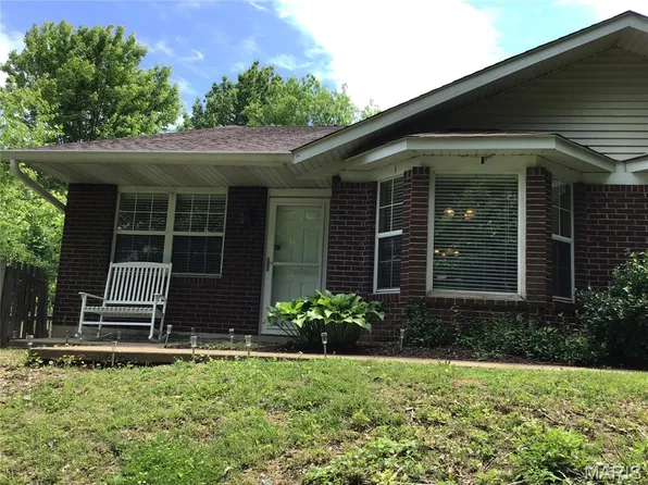 21 Wenona Ct, Washington, MO 63090