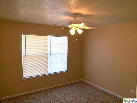 5th image of 505 Redbud Dr