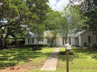 2921 Avenue I, Bay City, TX 77414