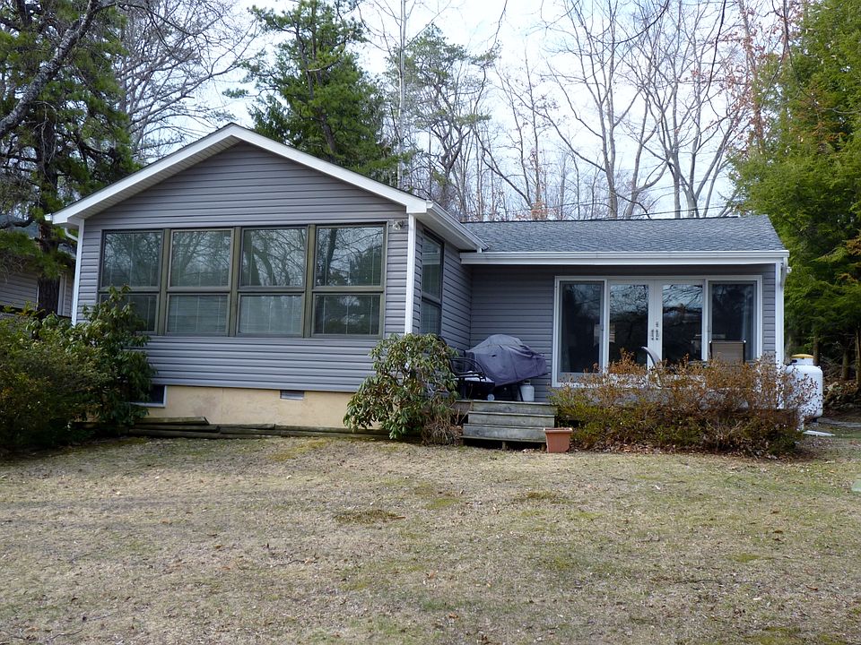 1st image of 1453 Lakeview Dr