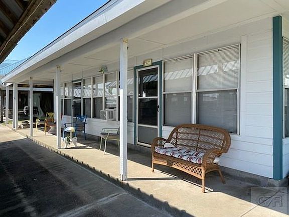 4th image of 12531255 Island Blvd