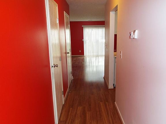 3rd image of 4712 Cadmus Dr