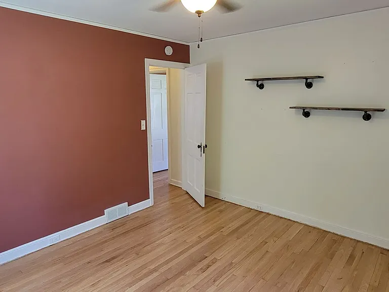 4211 London Rd — Photo 6