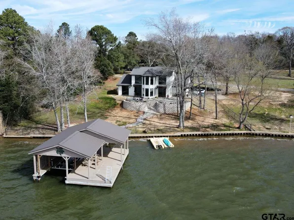 1615 Lakeshore Dr, Jacksonville, TX 75766