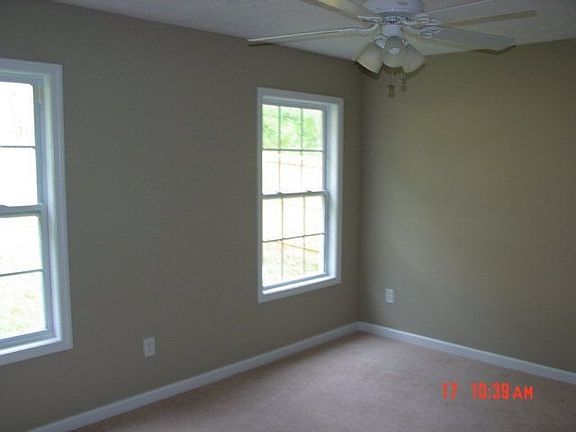 5th image of 819 Pine Hill Ct