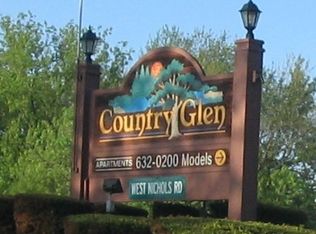 2298 Nichols Rd APT D, Arlington Heights, IL 60004