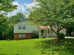 195 Village Way, Lawrenceville, GA 30046