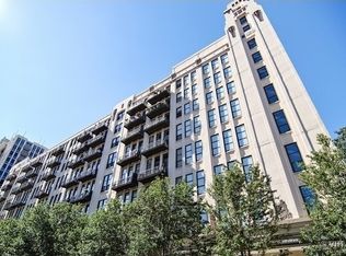 758 N Larrabee St APT 420, Chicago, IL 60654