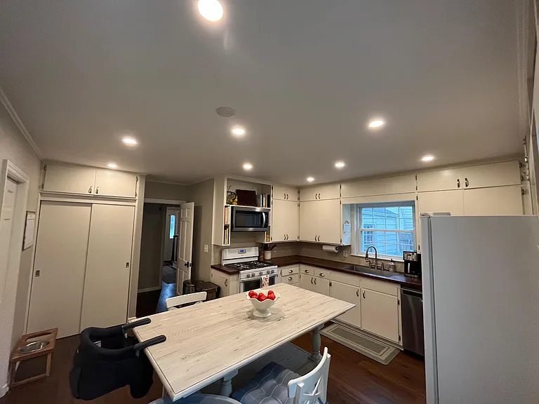 260 Bel Air Dr NE — Photo 7