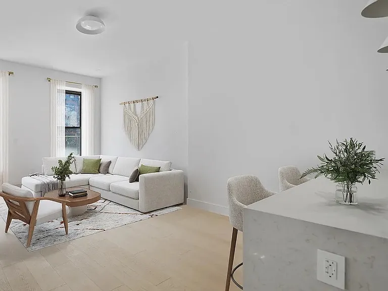 157 2nd Ave #4 — Photo 2