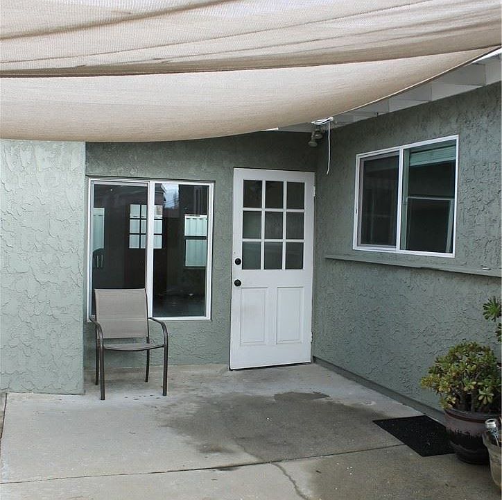 1st image of 349 S 4th Ave