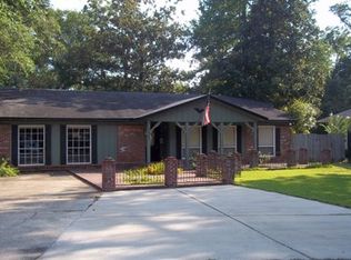 5903 Ridge Rd, Ocean Springs, MS 39564