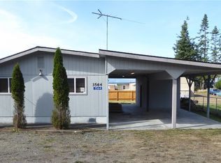 3564 Smugglers Cove Rd, Greenbank, WA 98253
