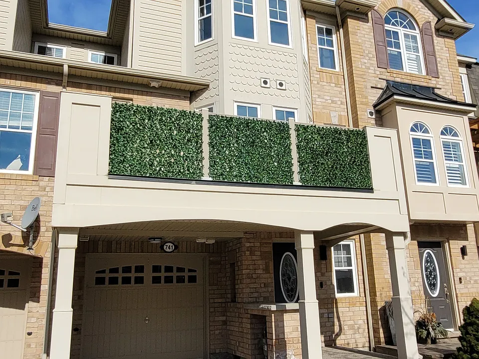 741 Challinor Ter