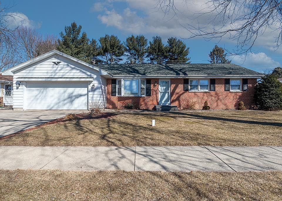 2427 Plymouth Ave, Janesville, WI 53545 Zillow